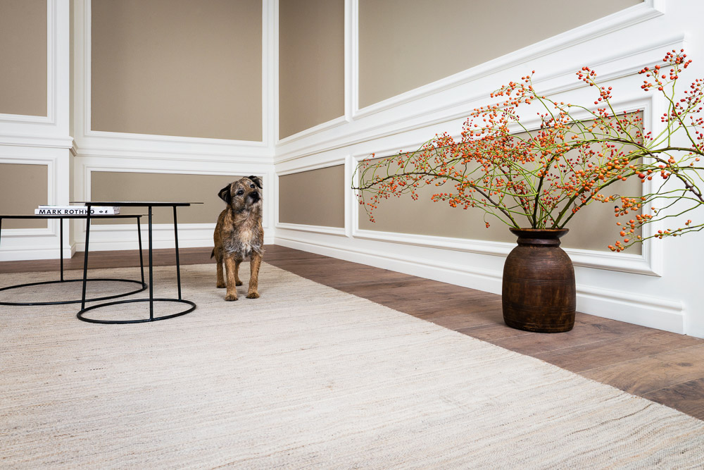 Плинтус под покраску Orac Decor Select SX137 2000×99×15 фото в интерьере