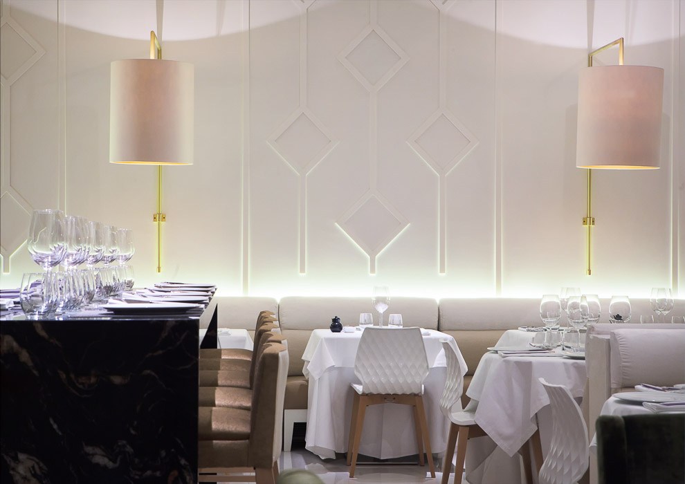 Плинтус дюрополимерный под покраску Orac Decor Fundamentals SX162 2000×40×10 фото в интерьере