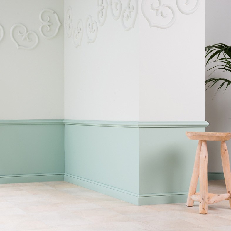 Плинтус под покраску Orac Decor Select SX172 2000×85×14 фото в интерьере