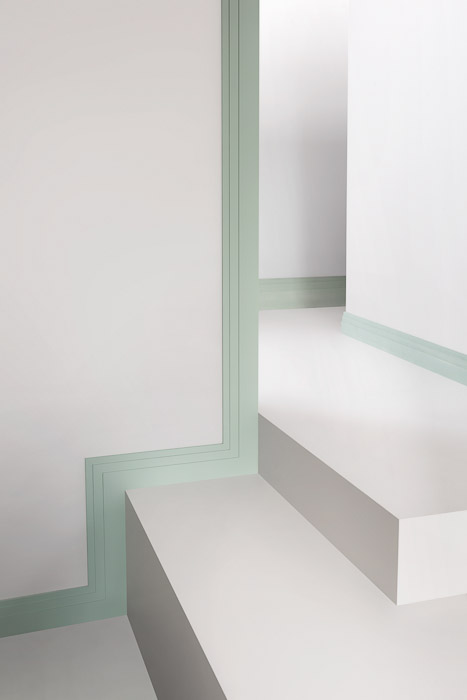 Плинтус под покраску Orac Decor Select SX180 2000×120×16 фото в интерьере