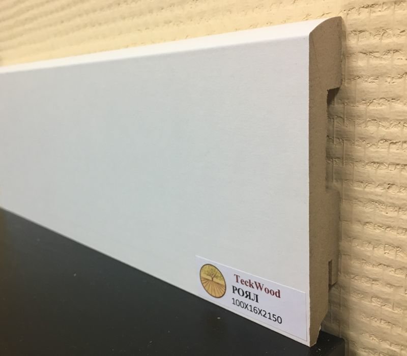 Плинтус МДФ ламинированный TeckWood белый Роял матовый 2150×100×16
