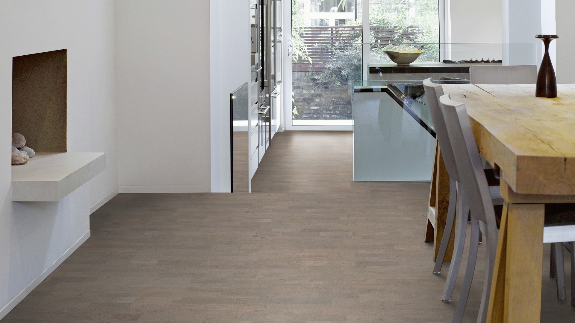 Пробковый пол замковый Wicanders Identity Silver I803002 905×295×10,5 фото в интерьере