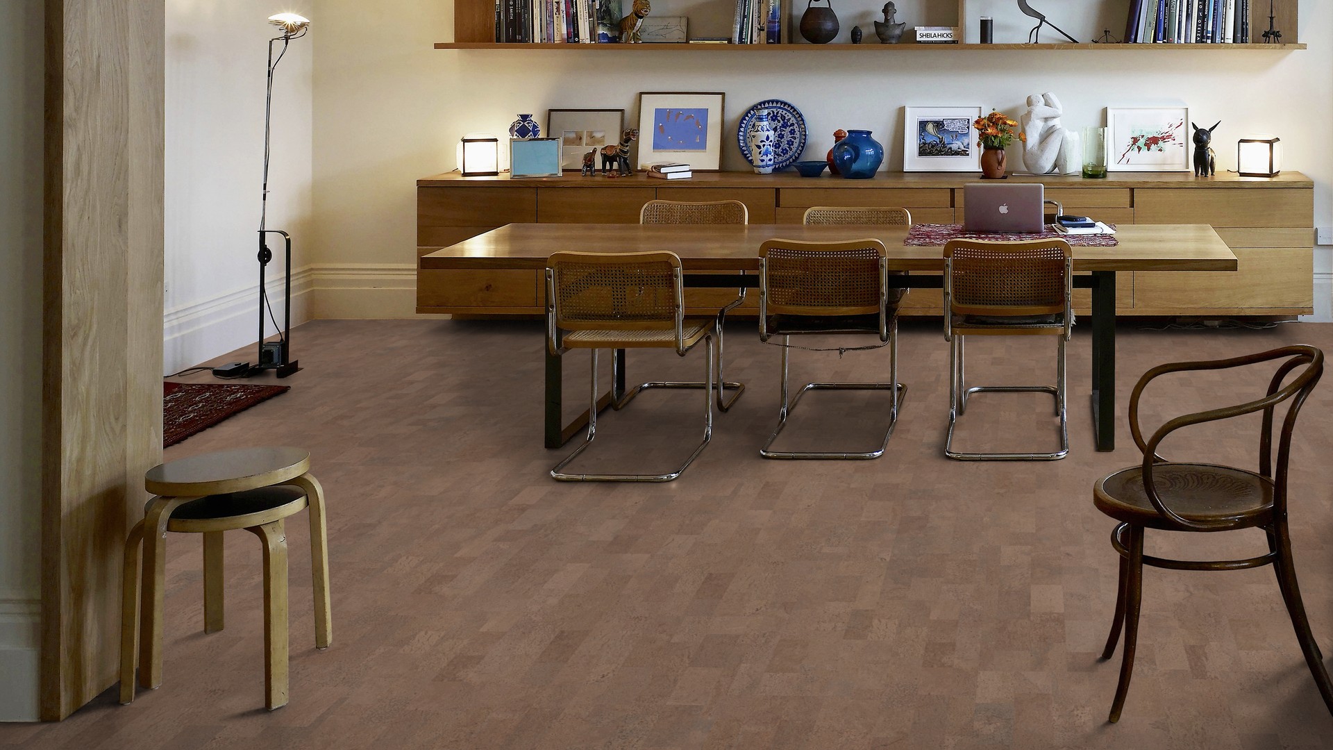 Пробковый пол замковый Wicanders Cork Essence Identity Tea I810002 905×295×10,5 фото в интерьере