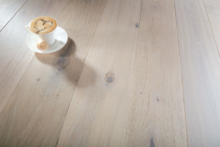 Паркетная доска Barlinek Tastes of Life дуб Cappuccino Grande 2200×180×14 фото в интерьере