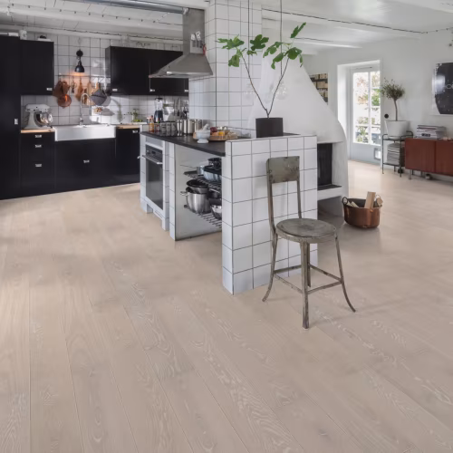 Паркетная доска Kahrs Новая классика Дуб Снег Nouveau Snow 151N8EEK0WKW220 Lively 2266×187×15
