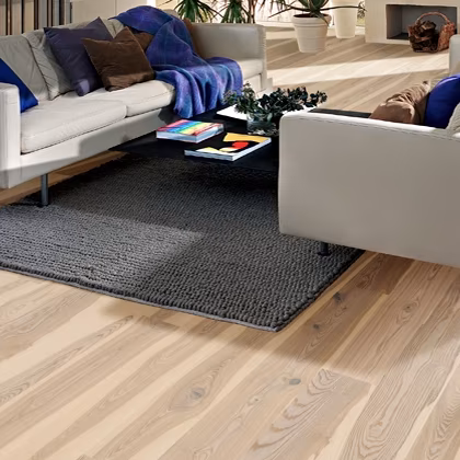Паркетная доска Kahrs Песочная Ясень Сендвиг Sandvig 151L87AK0VKW220 Lively 2266×187×15