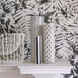 Обои Little Greene 20th Century Papers Fern - Off Black 0280FEOFFBL