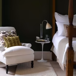Краска Little Greene цвет Mid Bronze Green 125