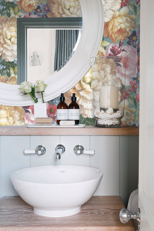 Обои KT Exclusive Charleston Scarlett CN30102 фото в интерьере