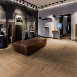Инженерная доска Kahrs Студио Дуб AB матовый Oak AB natural matt lacquer HB 111PABEK09KE050 Calm венгерская елка 490×70×11