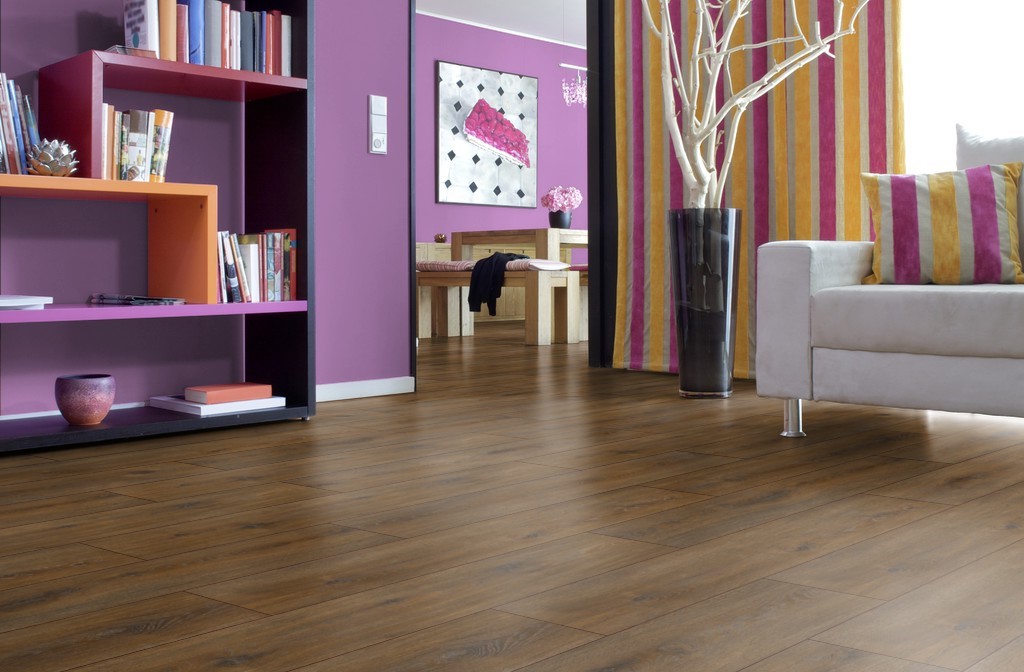 Ламинат Kronopol Platinium Terra Oak Cracovia D 4923 1380×193×8 фото в интерьере