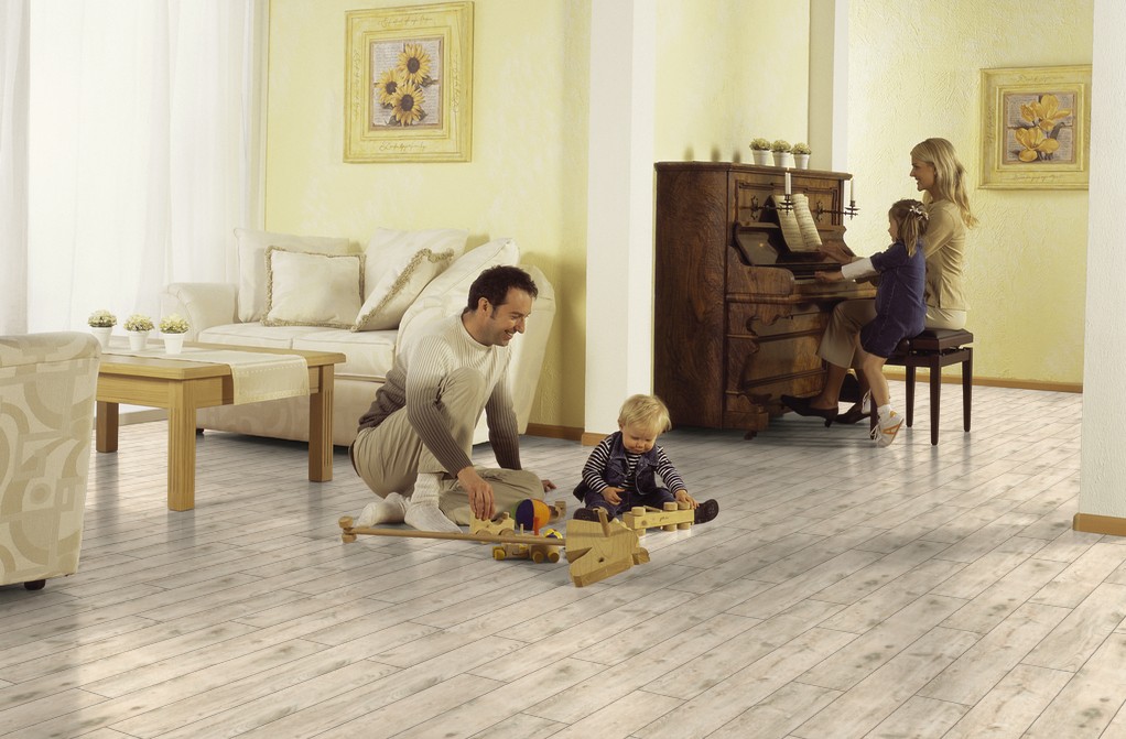 Ламинат Kronopol Platinium Terra Oak Montmartre D 4920 1380×193×8 фото в интерьере