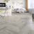 Кварцвиниловый SPC ламинат Fargo Parquet Дуб Лондонский Туман 33-81996-14 венгерская елка 615×123×4 фото в интерьере