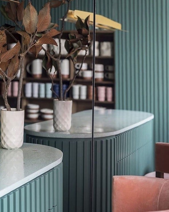 Стеновая панель под покраску Orac Decor Bar W111 2000×250×20 фото в интерьере