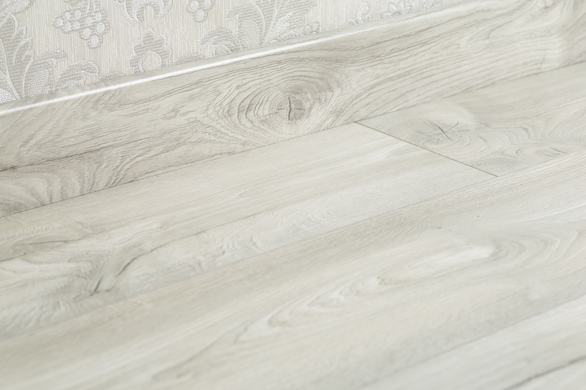 Ламинат Kronopol Aurum Aroma Oak Lavender D 3946 1380×193×10 Ламинат Kronopol Aurum Aroma Oak Lavender D 3946 1380×193×10