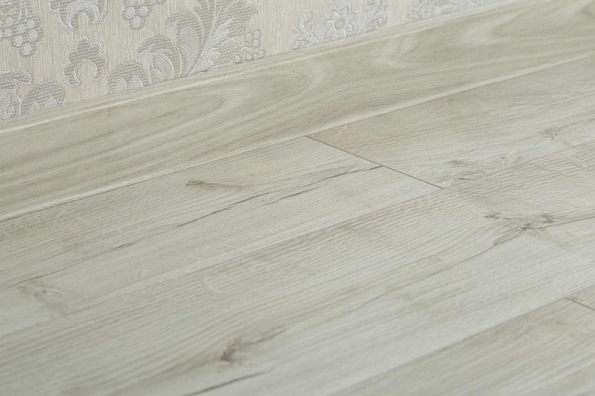 Ламинат Kronopol Aurum Aroma Ash Lily D 3880 1380×193×10 Ламинат Kronopol Aurum Aroma Ash Lily D 3880 1380×193×10