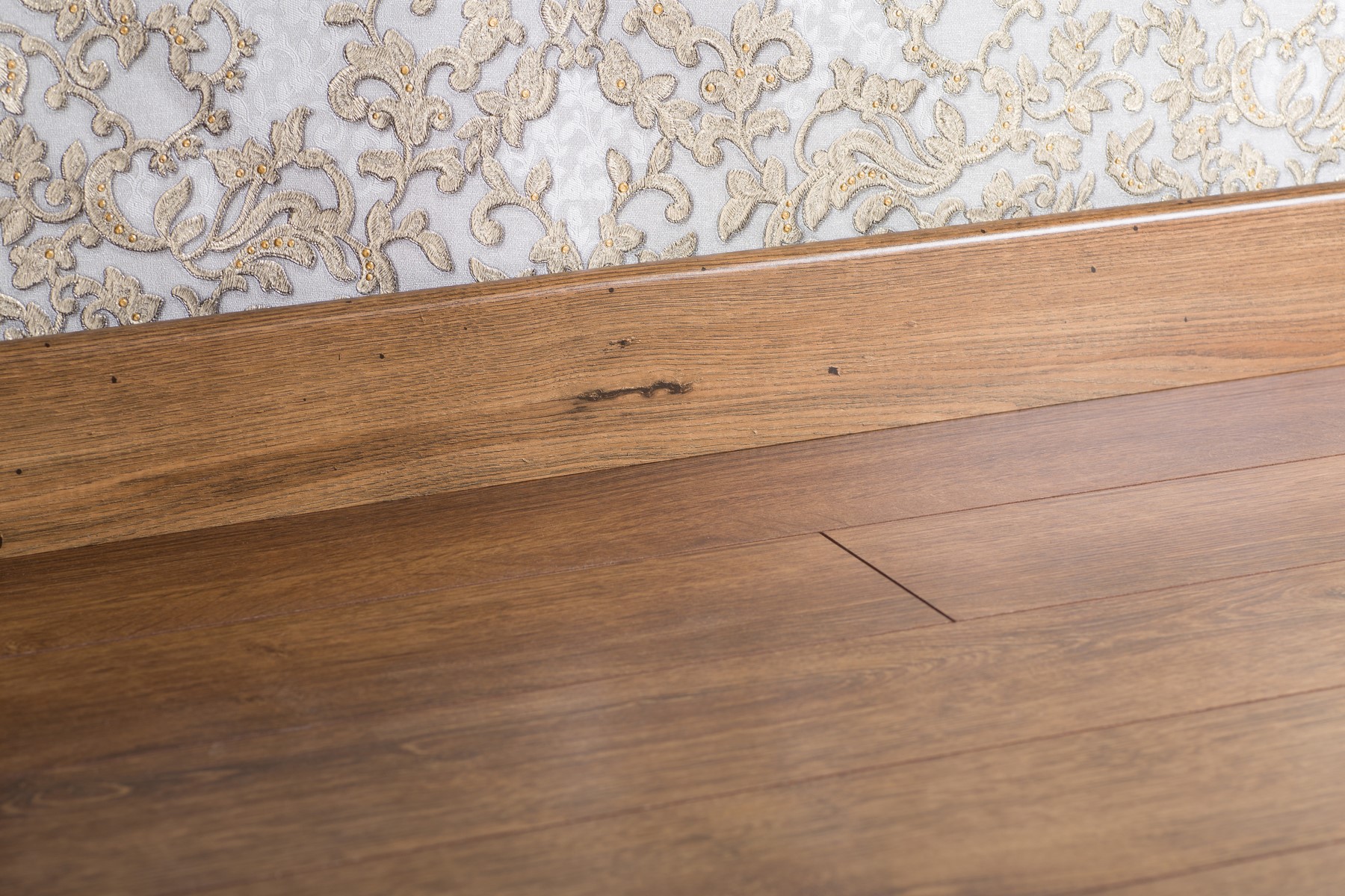 Ламинат Kronopol Platinium Linea Oak Smoked D 2740 1380×113×8