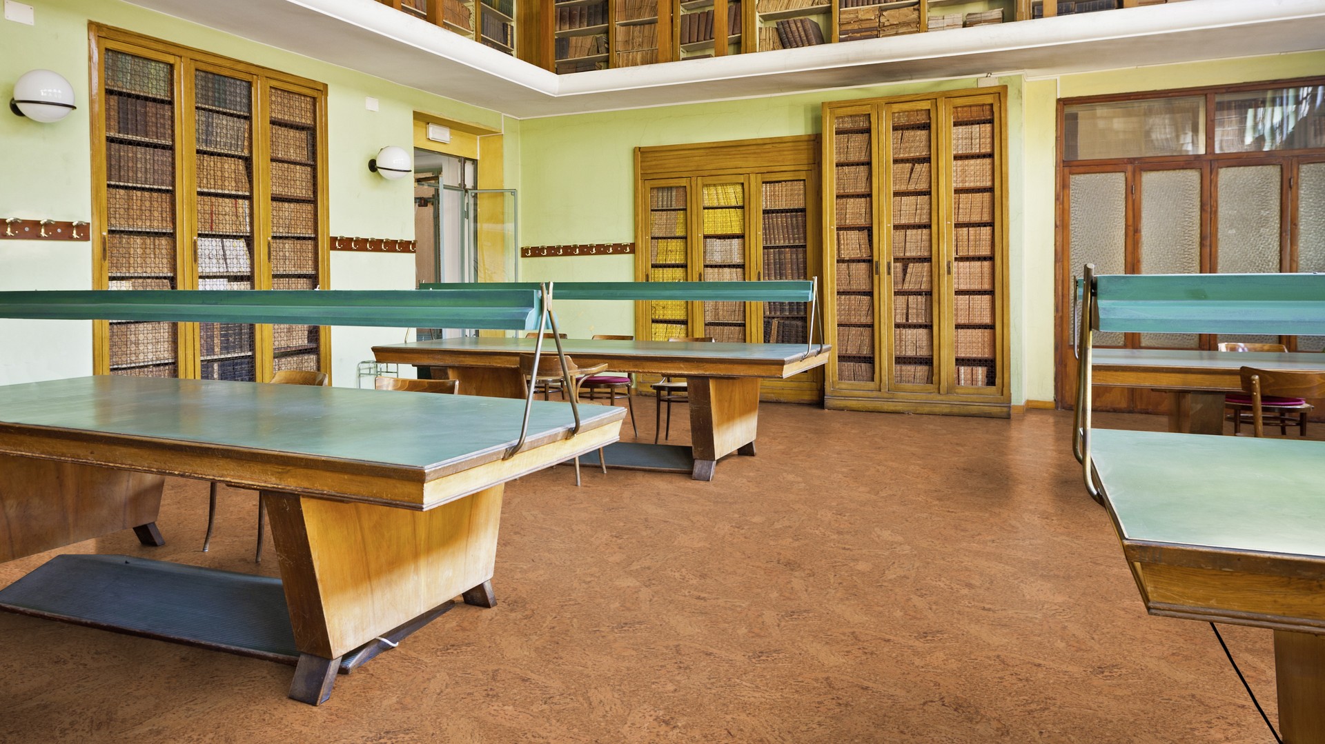 Пробковый пол клеевой Wicanders Cork Pure Originals Accent AJ9Z002 600×300×6 фото в интерьере