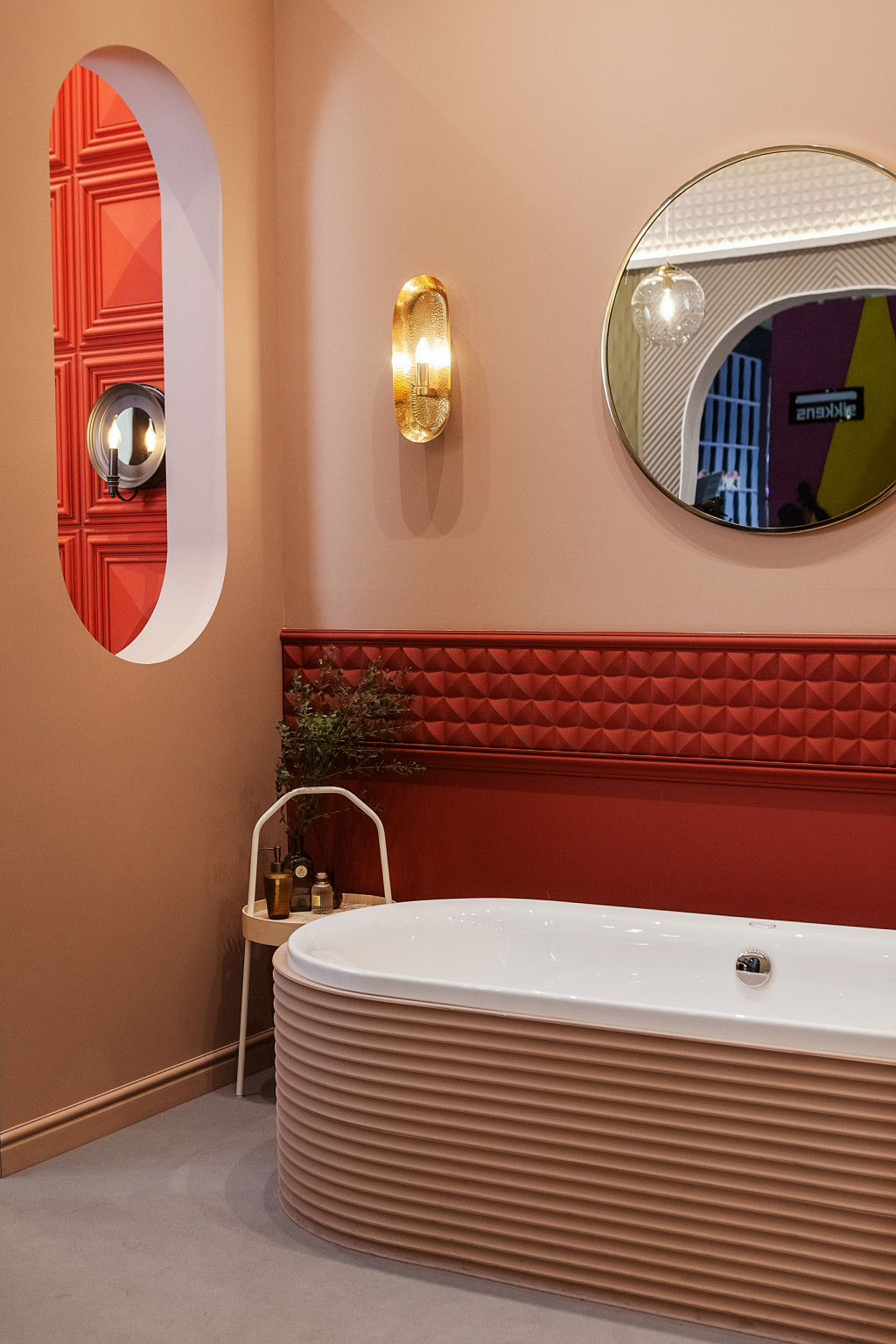 Стеновая панель под покраску Orac Decor Modern Valley W109F гибкая 2000×250×13 фото в интерьере