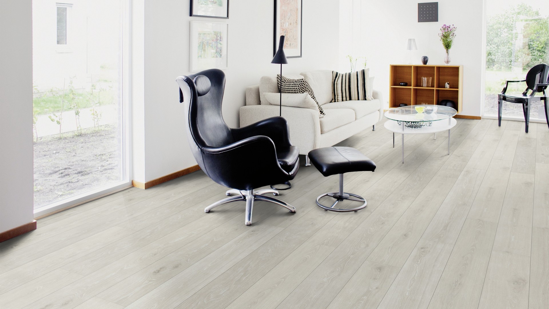 Пробковый пол замковый Wicanders Wood Essence Washed Haze Oak D8G2001 1830×185×11,5 фото в интерьере