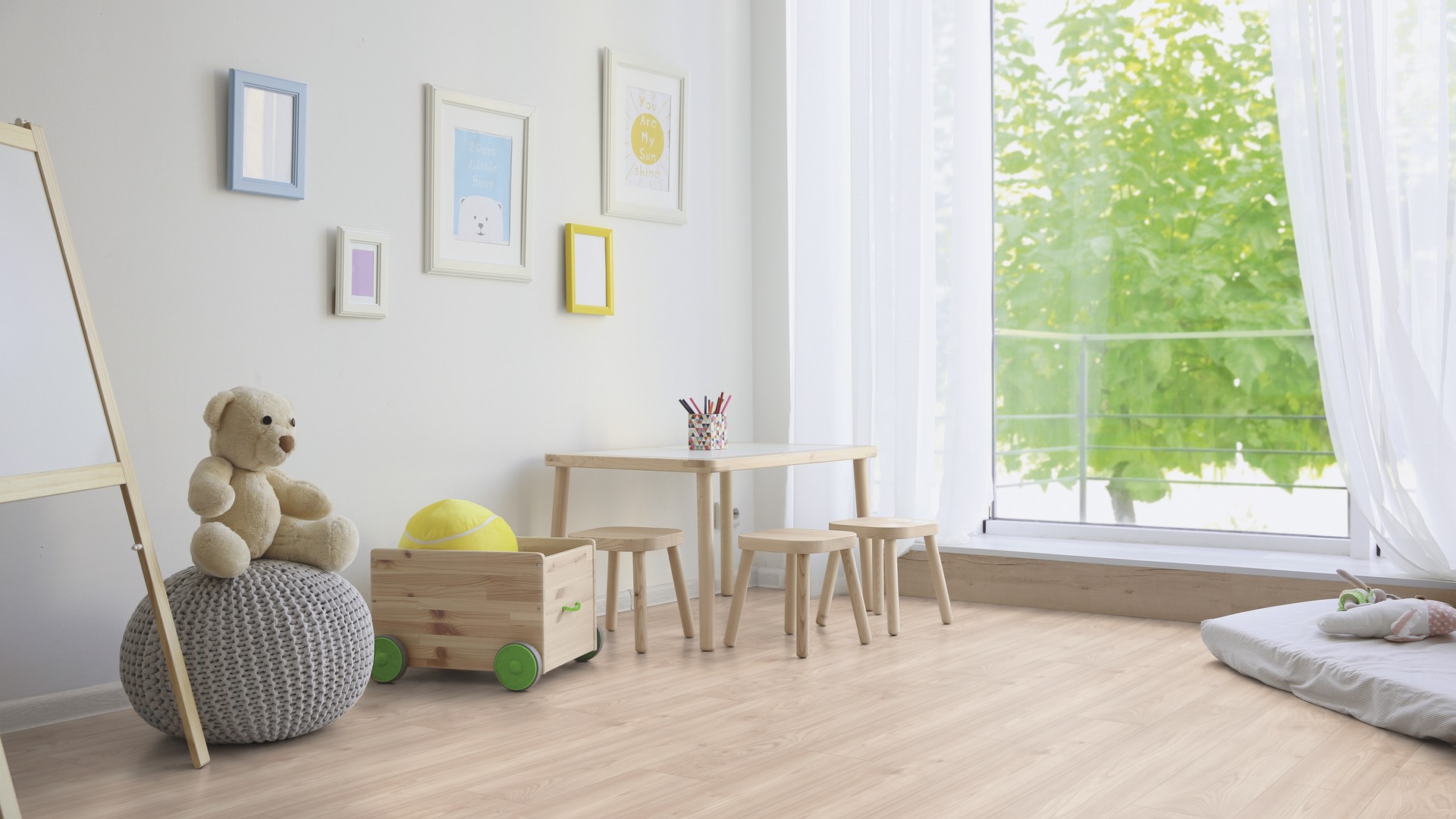 Ламинат Kaindl Classic Touch Стандартная доска Каштан Fagales 34899 EG фото в интерьере