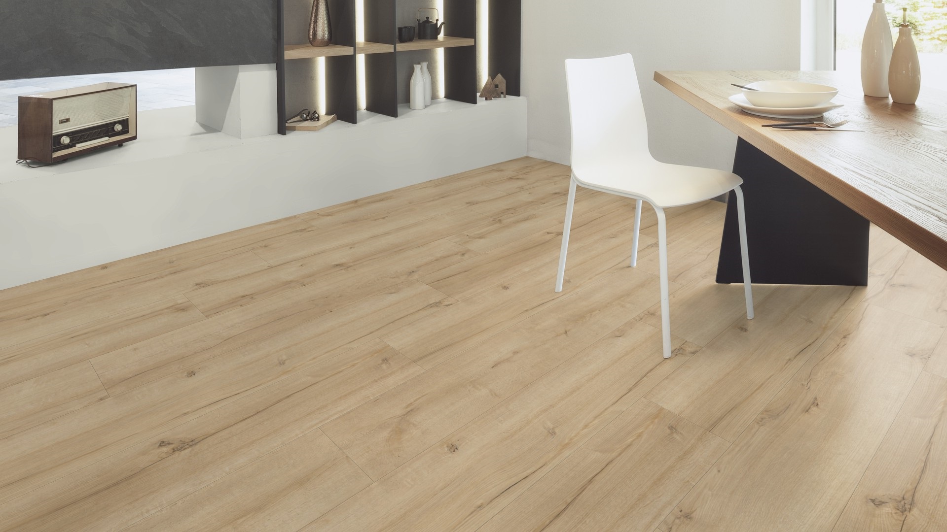 Ламинат Kaindl Classic Touch Широкая доска Дуб Waterford 35899 EG 1383×244×8 фото в интерьере Ламинат Kaindl Classic Touch Широкая доска Дуб Waterford 35899 EG 1383×244×8 фото в интерьере