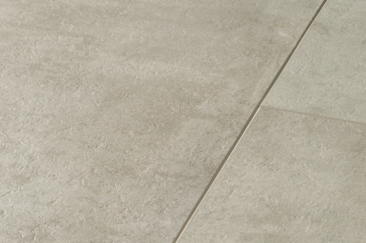 Кварцвиниловая плитка Quick Step замковая Ambient Click Травертин светло-серый AMCL40047 1300×320×4,5