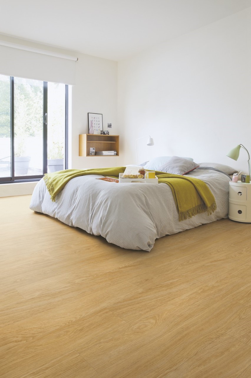 Кварцвиниловая плитка Quick Step замковая Balance Click Дуб натуральный отборный BACL40033 1251×187×4,5 фото в интерьере Кварцвиниловая плитка Quick Step замковая Balance Click Дуб натуральный отборный BACL40033 1251×187×4,5 фото в интерьере