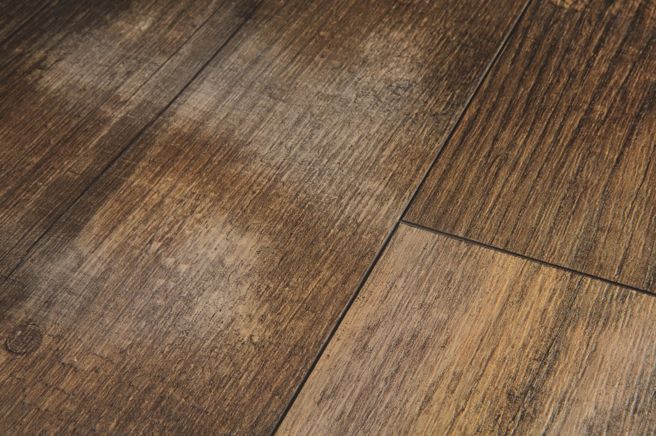 Кварцвиниловая плитка Quick Step клеевая Pulse Glue Plus Коричневая сосна PUGP40075 1515×217×2,5 Кварцвиниловая плитка Quick Step клеевая Pulse Glue Plus Коричневая сосна PUGP40075 1515×217×2,5