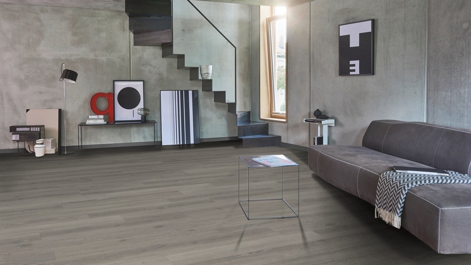 Ламинат Parador Hydron 600 Дуб Студийный светло-серый 1744814 1285×243×9 фото в интерьере