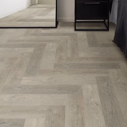 Кварцвиниловый SPC ламинат Floor Factor Herringbone Graphite Oak HB.05 венгерская елка 675×135×5
