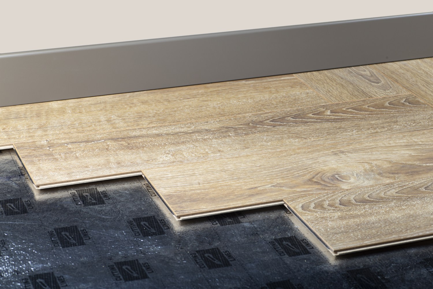 Ламинат Group Thys Herringbone. T Дуб Cork RL венгерская елка 640×143×12