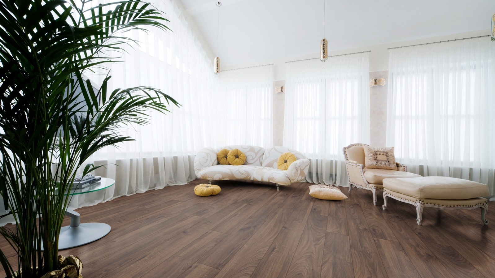 Ламинат Group Thys X-Treme. T Дуб Belgian Brown 712888 1845×188×12 фото в интерьере