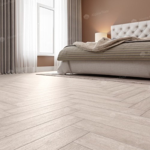 Кварцвиниловый SPC ламинат Alpine Floor Parquet Light Голубой Лес ECO 13-9 венгерская елка 600×125×4 фото в интерьере