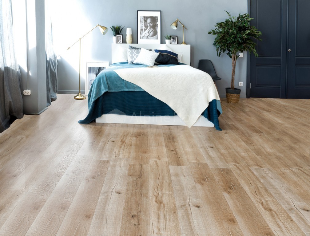Кварцвиниловый SPC ламинат Alpine Floor Real Wood Дуб Натуральный ECO 2-5 1220×183×6 фото в интерьере