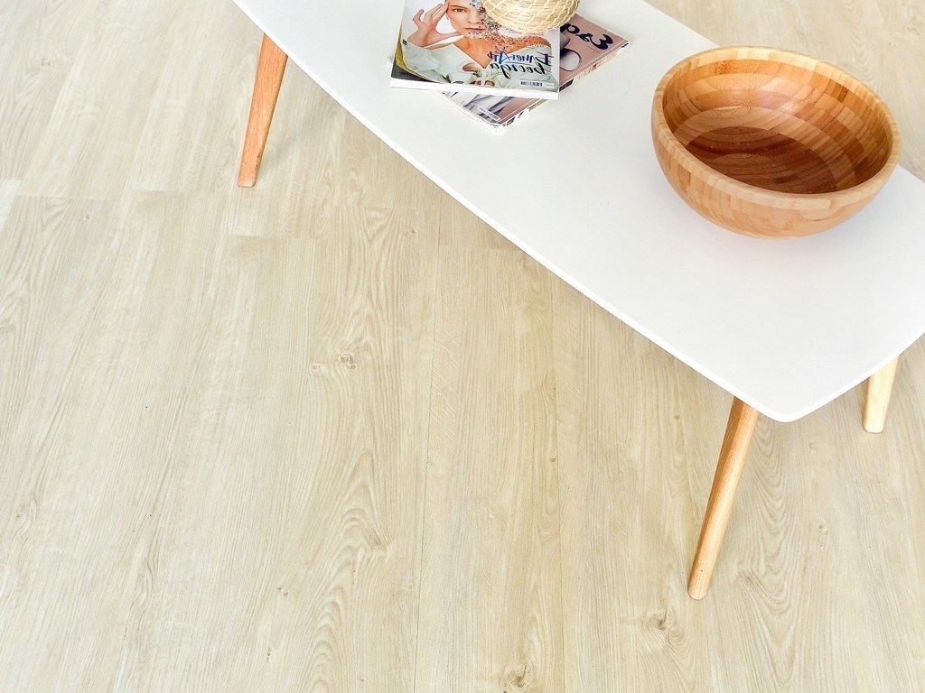 Кварцвиниловая плитка Alpine Floor замковая Sequoia LVT Медовая ECO 6-7 1219,2×184,2×3,2 фото в интерьере