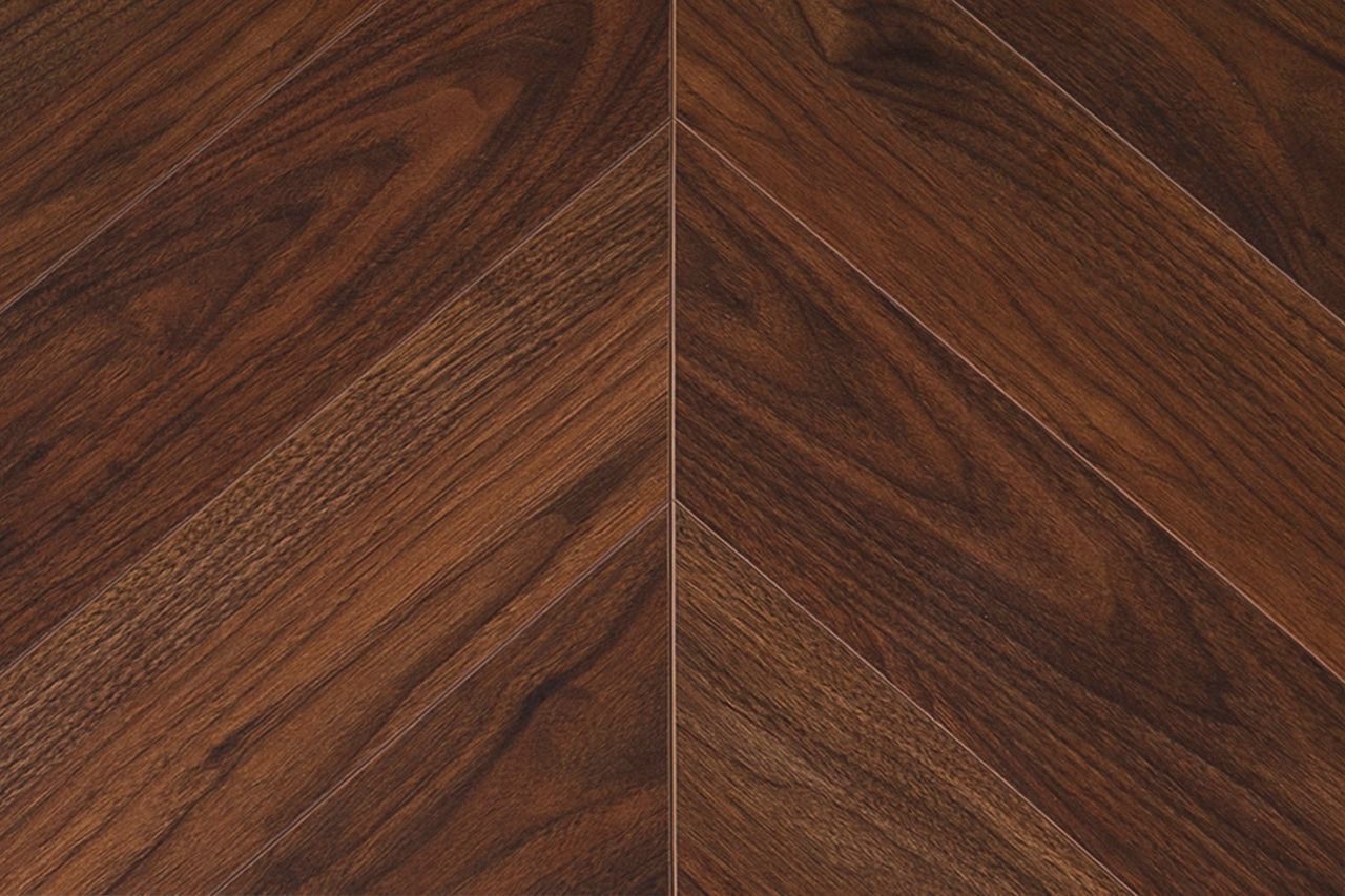 Ламинат CBM Ostrost Орех Марис 520 французская елка 729,6×129,3×12