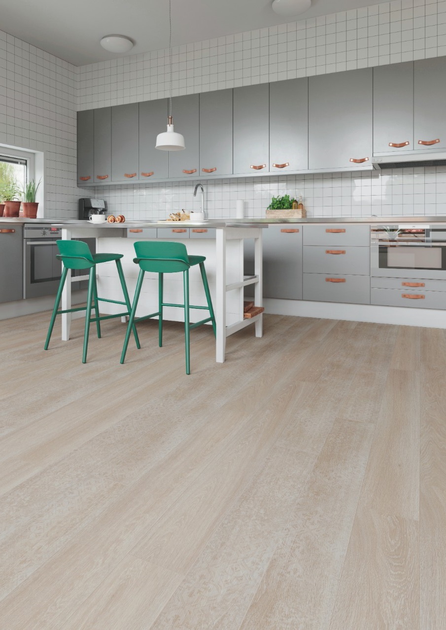 Ламинат Quick Step Eligna Patchworks Дуб итальянский бежевый пэтчворк U3832P 1380×156×8 фото в интерьере