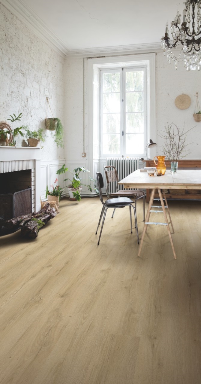 Ламинат Quick Step Classic Plus Hydro Дуб бежевый рустикальный CLH4084 1200×190×8 фото в интерьере