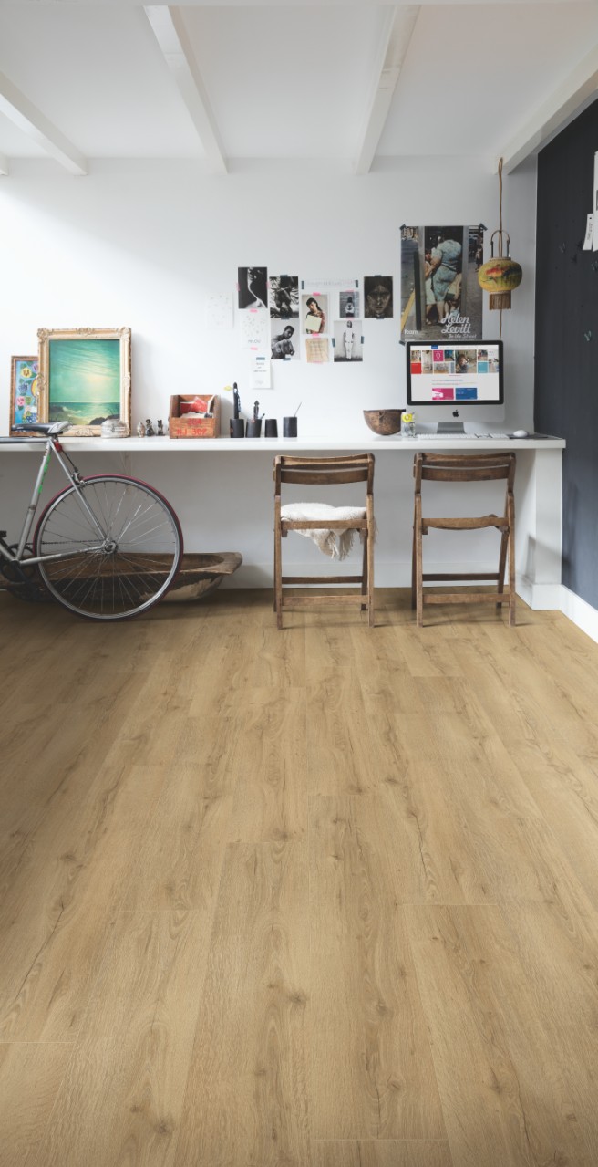 Ламинат Quick Step Classic Plus Hydro Дуб натуральный рустикальный CLH4085 1200×190×8 фото в интерьере