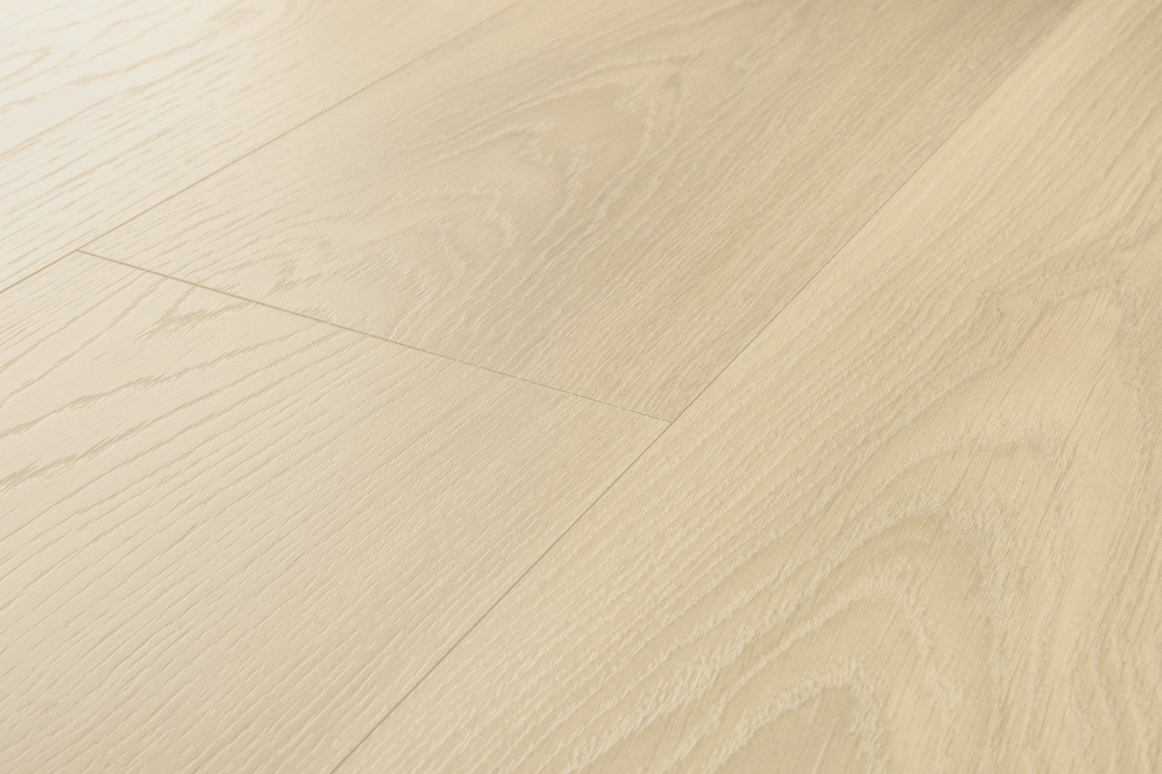 Ламинат Quick Step Classic Plus Hydro Дуб морозный бежевый CLH5799 1200×190×8 фото в интерьере