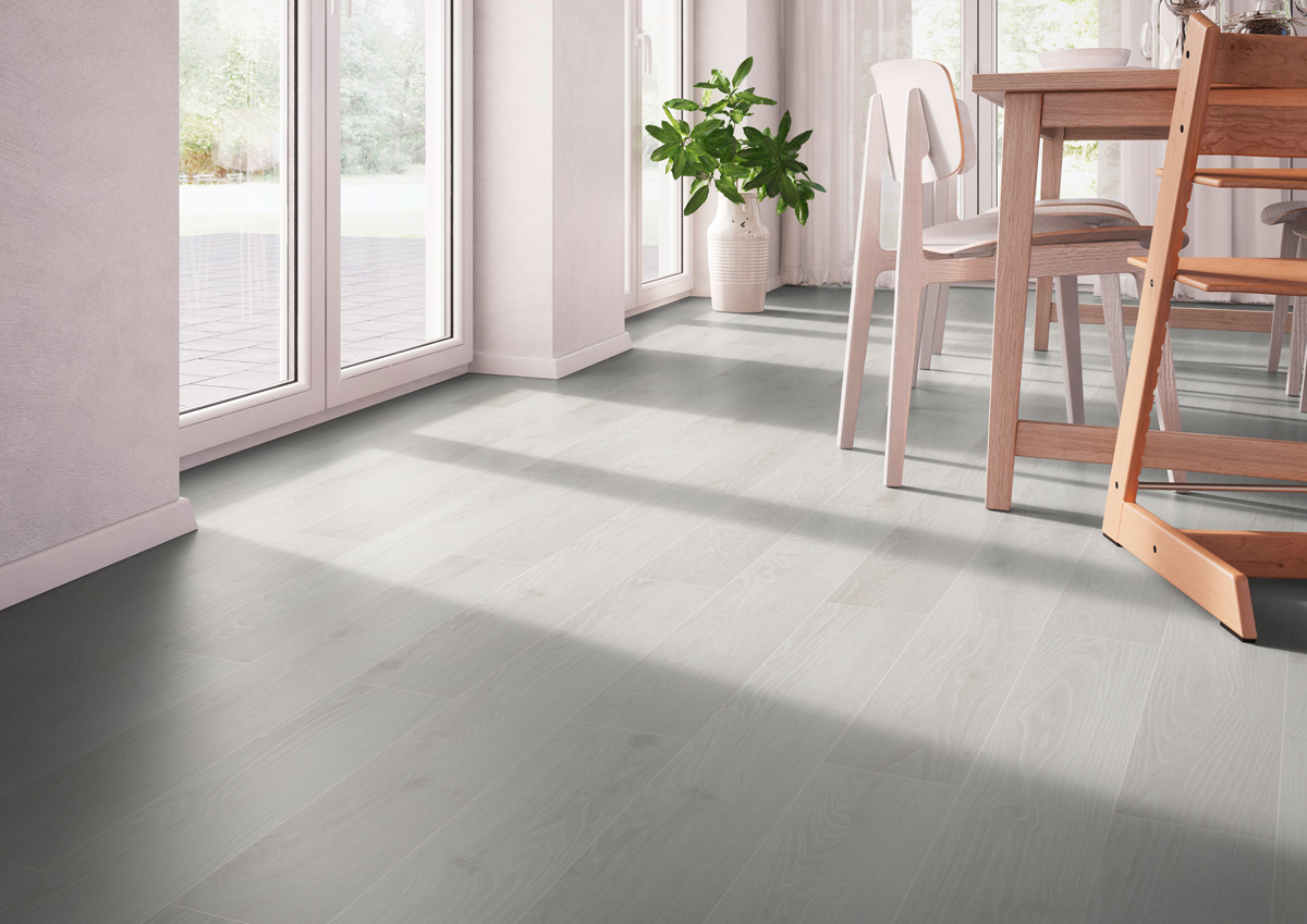 Ламинат Classen Discovery WR Oak Argenta Arctic 54710 1285×158×10 фото в интерьере