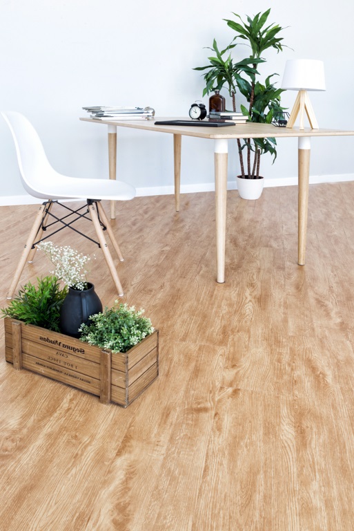 Кварцвиниловый SPC ламинат Alpine Floor Classic Бук ECO 152-9 1220×183×4 фото в интерьере