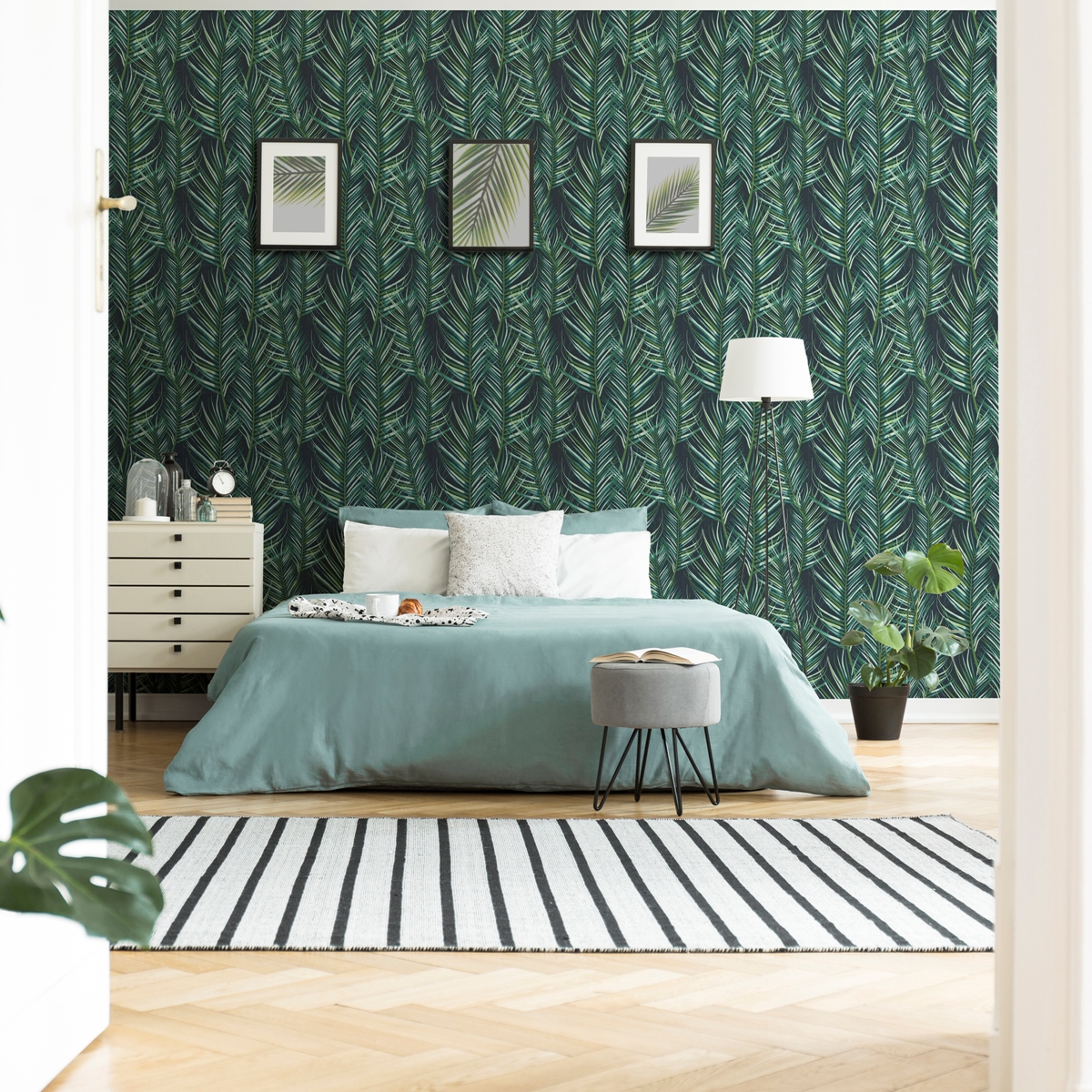 Обои Aura Lost Island 100558 10,05×0,53 фото в интерьере