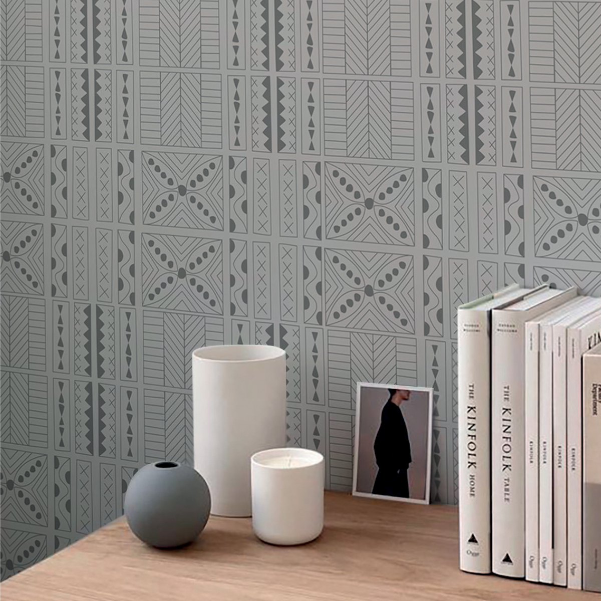 Обои Aura La Tapicera Mahori Silver WP191024 10,05×0,53 фото в интерьере