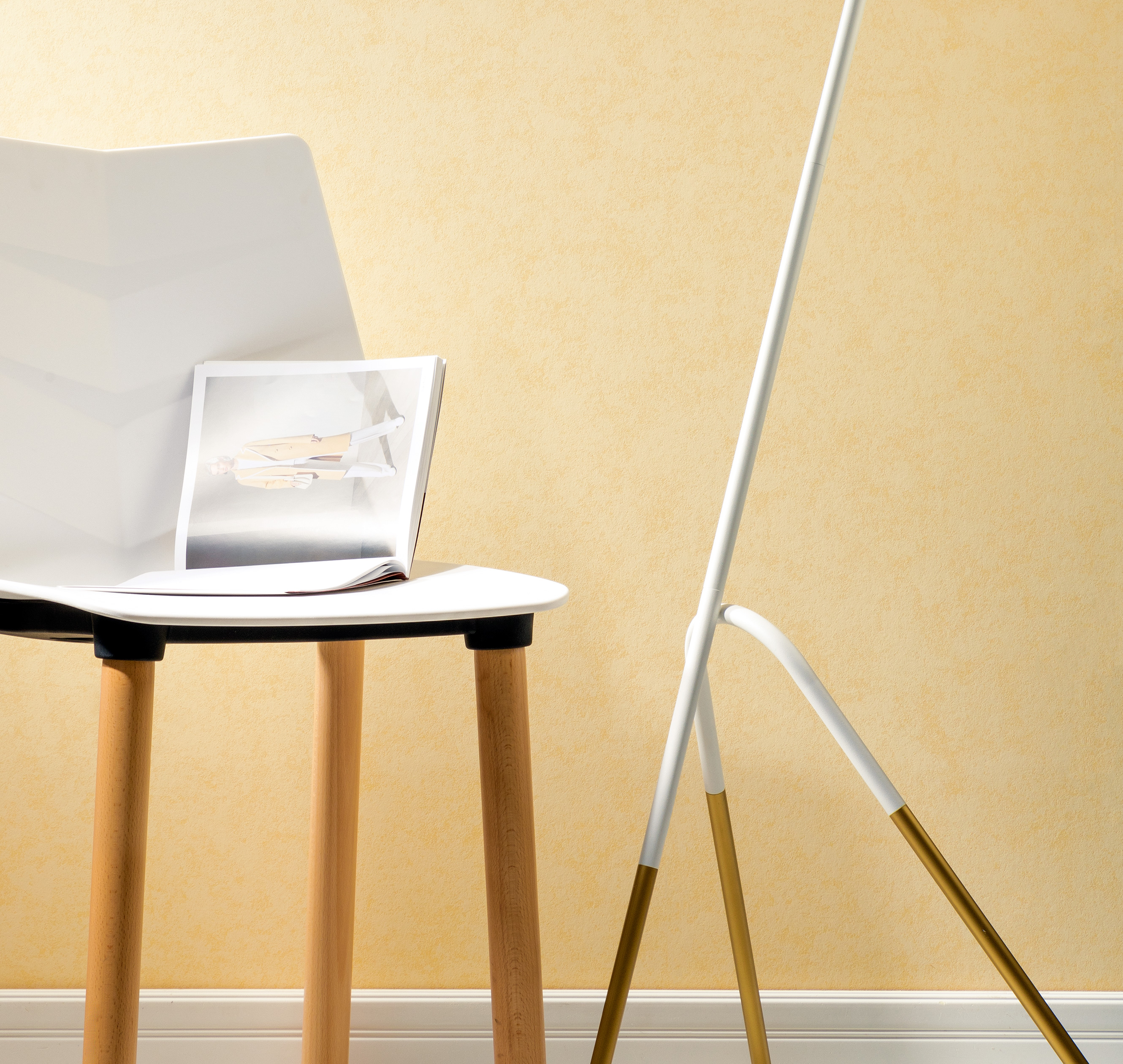 Обои Loymina Shade Alcantara SD3 002/4 10,05×1 фото в интерьере