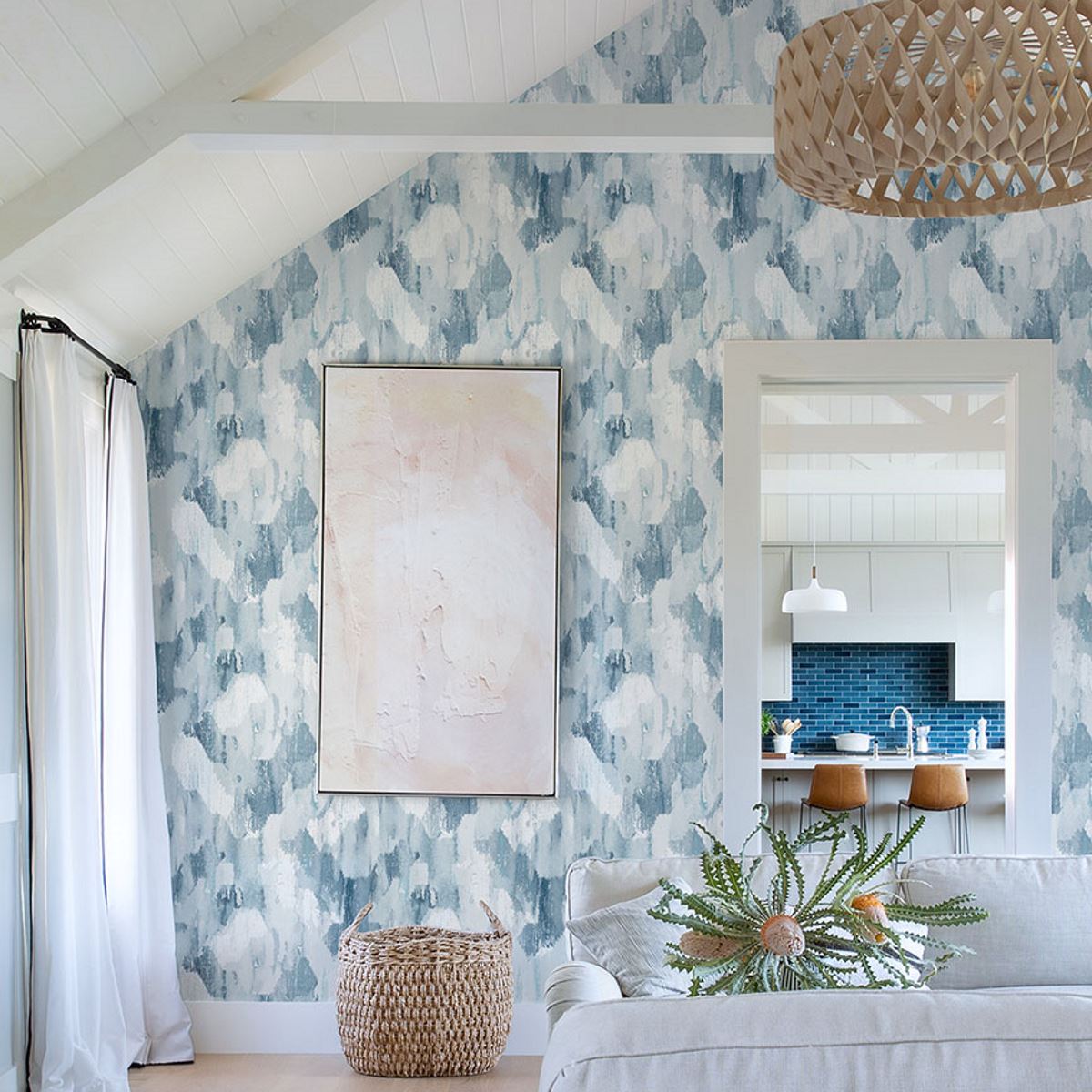 Обои Aura Scott Living II FD26261 10,05×0,52 фото в интерьере