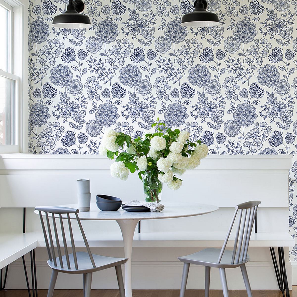 Обои Aura Scott Living II FD26205 10,05×0,52 фото в интерьере