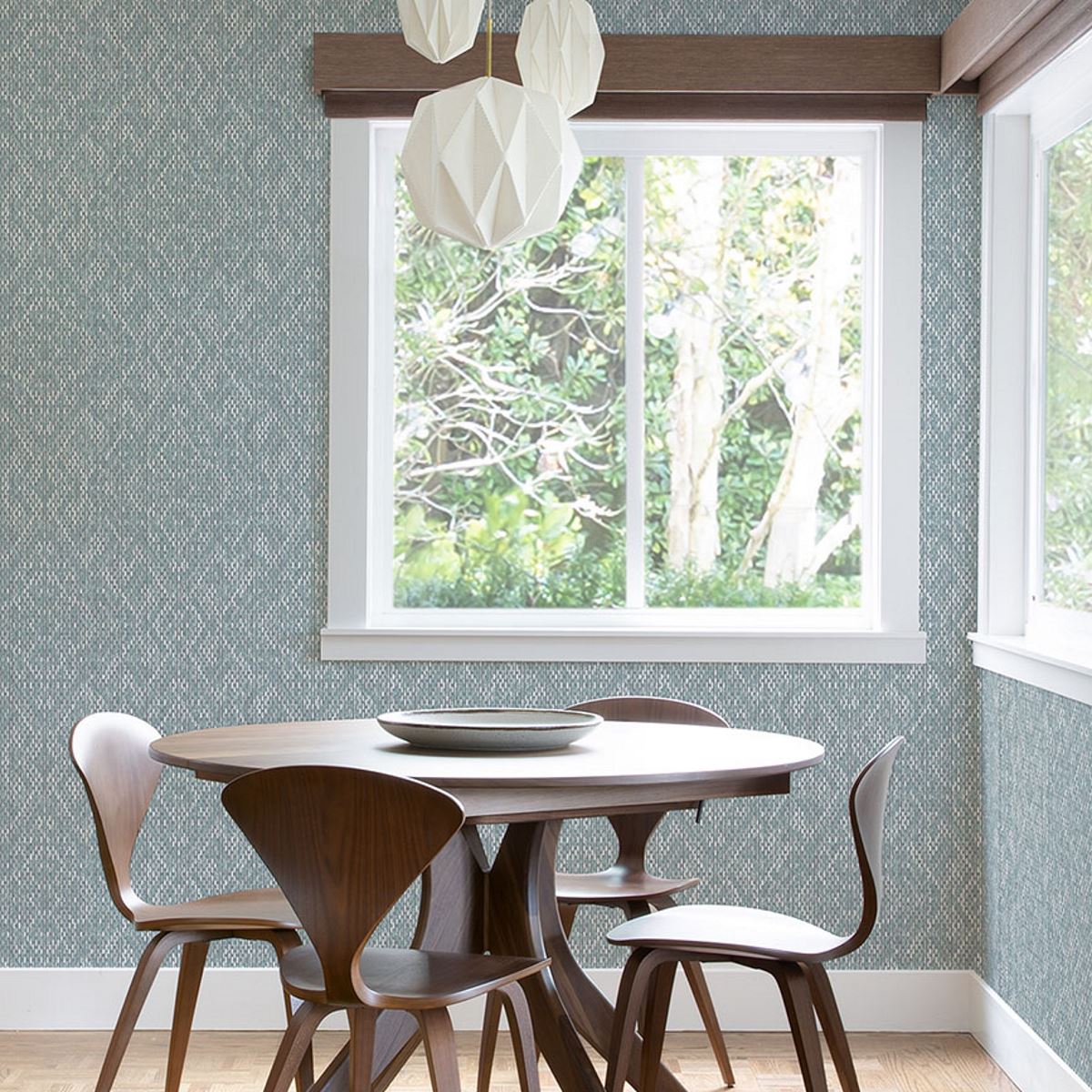 Обои Aura Scott Living II FD26246 10,05×0,52 фото в интерьере