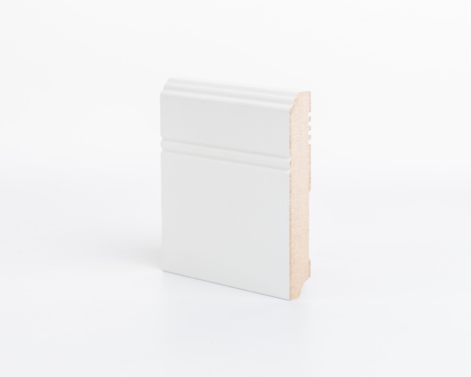 Плинтус МДФ под покраску Ликорн Р 7.108.16 2070×108×16